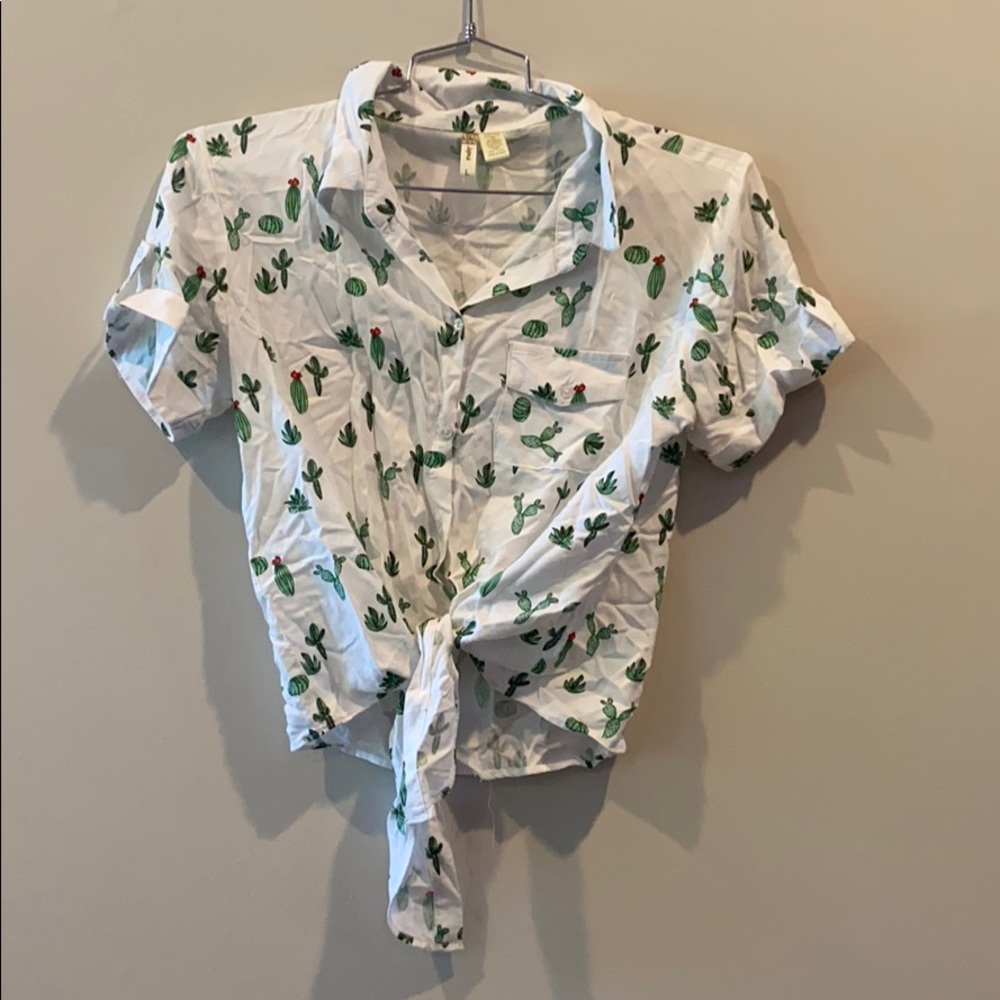 Short sleeve tee